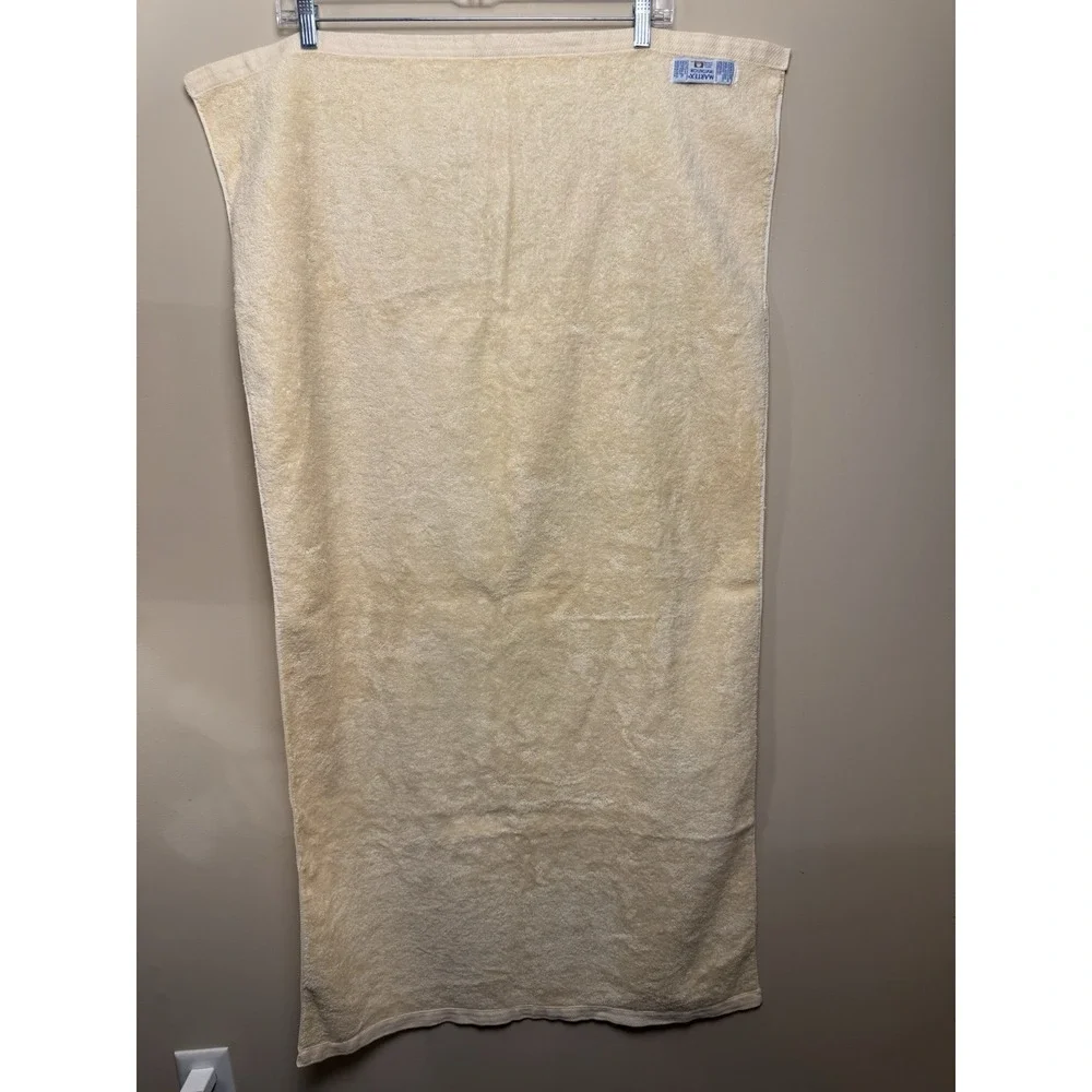 Vintage Cream Floral Martex Invitation  Bath Towel 100 % Cotton